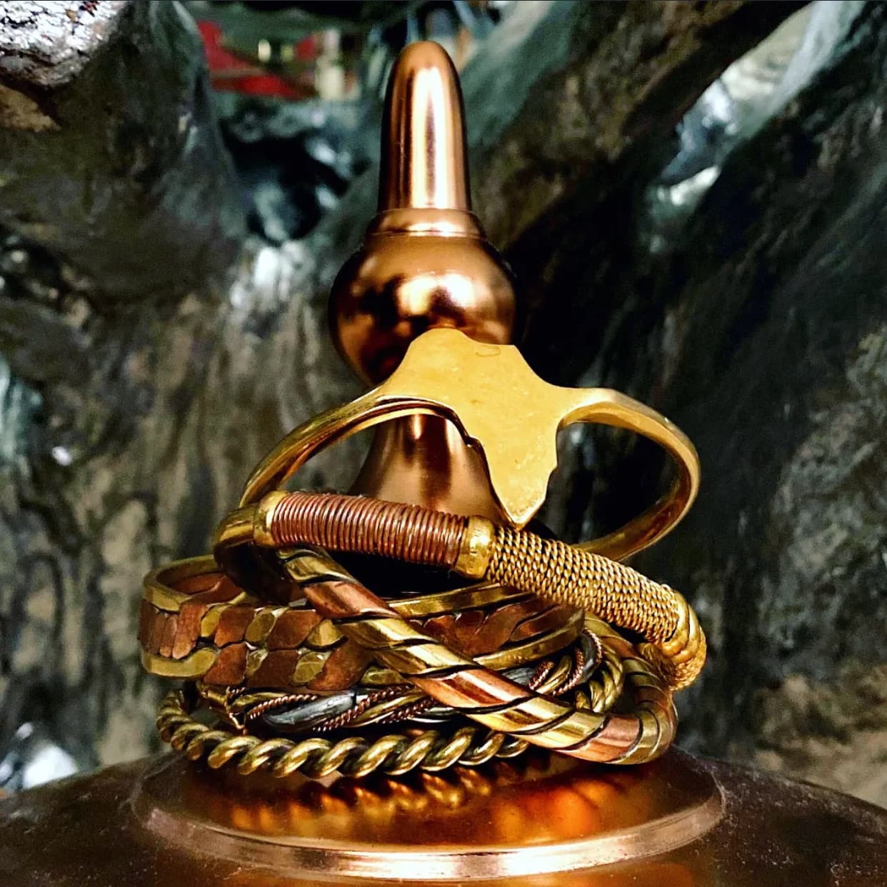 Twisted Bras Bangles